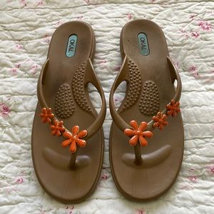 OKA b flip flop sandals gently worn